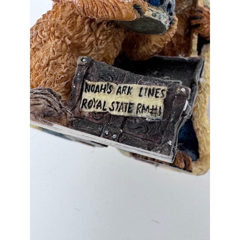 Boyds Bears – "Aurora and Rex...Saving the Family Jewels" – Resin Lion Figurine - Picture 13 of 13